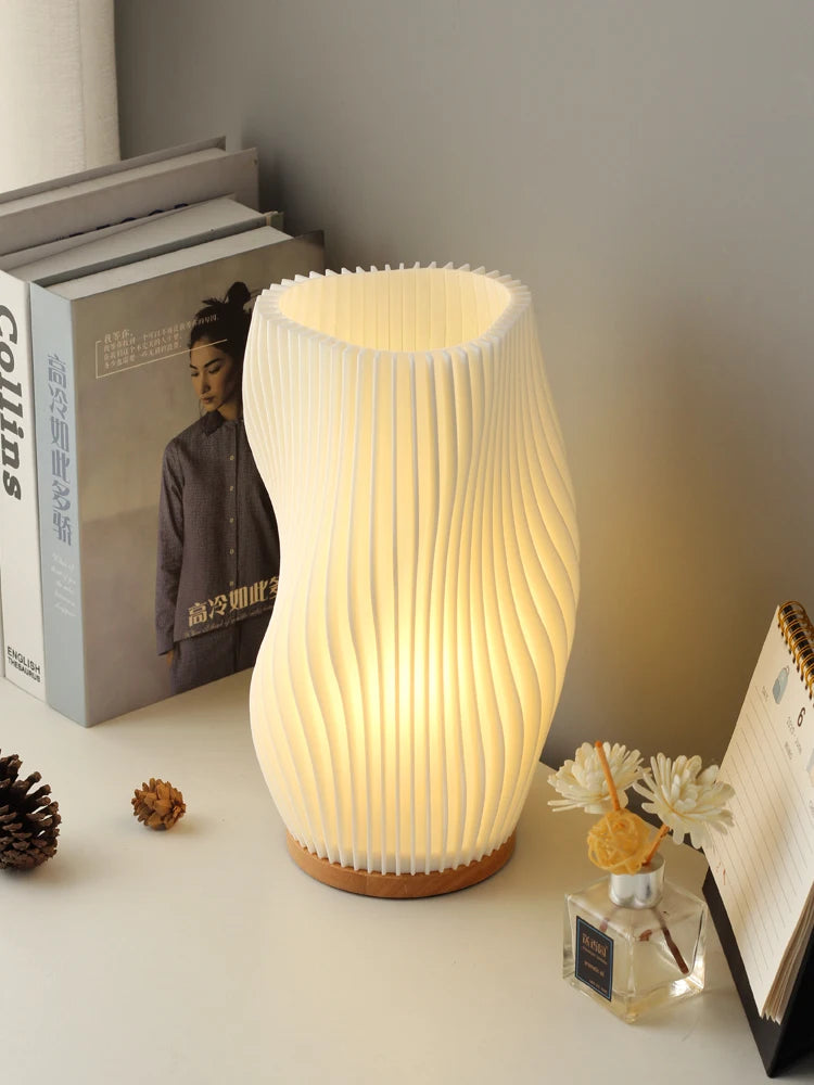 Lumière 3D Pleated Lamp
